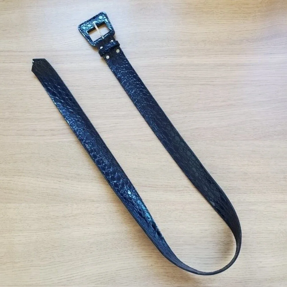 Vintage 80's Navy Vinyl Belt